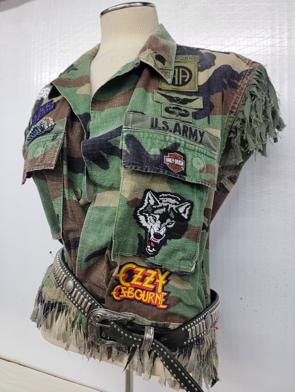 US Army Fringe Ozzy Vest Rock Patches Harley Davidson Upcycled - Picture 2 of 15